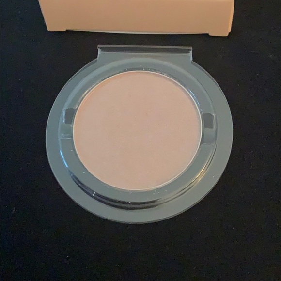 LOTTIE LONDON POWDER HIGHLIGHT - Picture 2 of 2